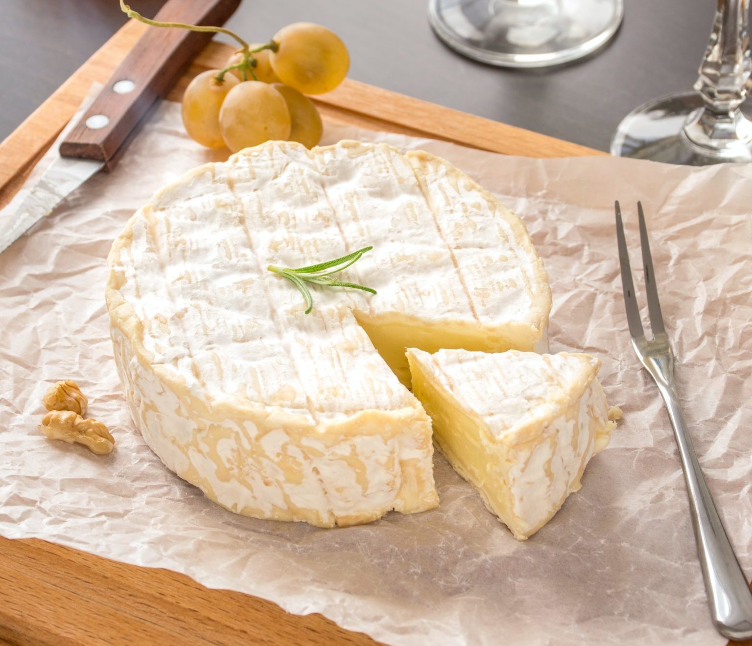 French food tech company Standing Ovation nabs $12 million for animal-free dairy cheese